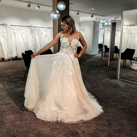 Elegant V-neck A-line Floor-length Backless Wedding Gown in Tulle Lace