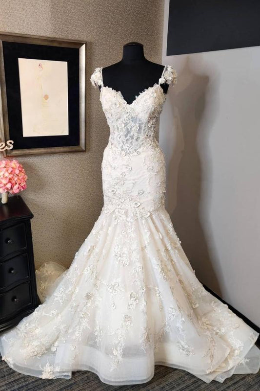 Sweetheart Mermaid Wedding Dress in Elegant Lace with Backless Design