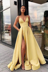  Elegant Burgundy Evening Dress Spaghetti-Straps A Line Split with Pockets