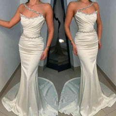 Classy White Sleeveless Mermaid Prom Dress Long With Beadings