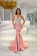 Beautiful Spaghetti-Straps Sleeveless Prom Dresses Mermaid Long With Crystals