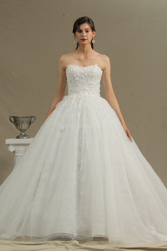 Sweetheart Ball Gown Wedding Dress with Appliques in an Off-Shoulder Style