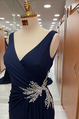 Gorgeous Dark Navy Straps V-Neck Pleated Prom Dress with Rhinestone