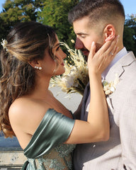 Stunning Off-the-Shoulder Silver Grey Prom Dress Split Long With Appliques