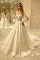 Bubble Sleeve Tulle Wedding Dress With Sweetheart Neckline and Lace