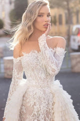Elegant Mermaid Off-Shoulder Long-Sleeve Bridal Gown With Train