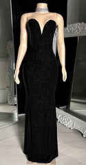Black Sequins Prom Dress Sleevesless Long Mermaid V Neck Strapless