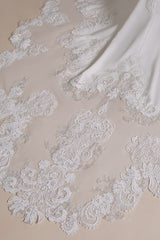 Long Satin Wedding Dress with Elegant Mermaid Halter and Backless Lace Appliques