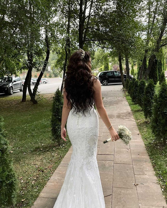 Long Mermaid Wedding Dress in Elegant Tulle with Lace
