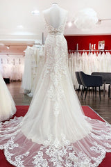 Backless Sleeveless Long Mermaid Wedding Dress in Modern Tulle With Lace