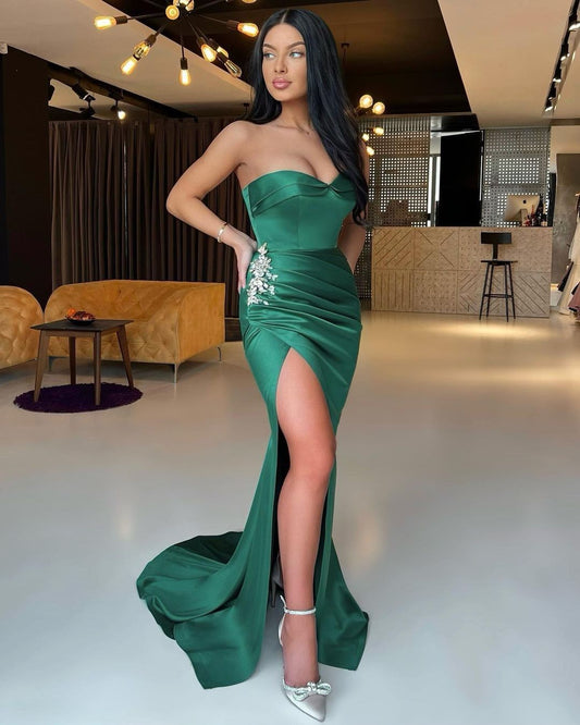 Modern Emerlad Green Sweetheart Mermaid Prom Dress Slit Long With Beads
