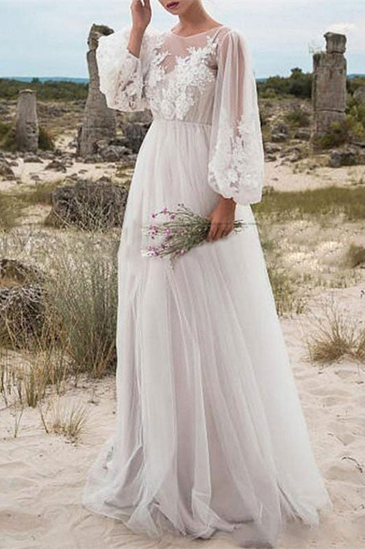 Wedding Dress with Bubble Sleeves in Tulle and Lace