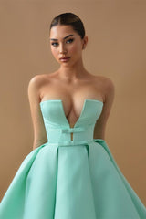 Modern Mint Green V-Neck Sleeveless Short Prom Dress Ball Gown On Sale