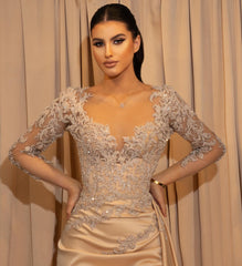  Long Sleeves V-Neck Beaded Lace Appliques Prom Dress with Ruffles