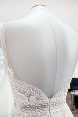 Elegant Long A-line Wedding Dresses Featuring Ruffles, Tulle Lace, and Open Back
