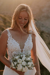 Elegant Backless V-neck Long A-line Boho Lace Tulle Wedding Gown