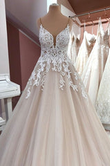 Elegant V-neck A-Line Wedding Gown with Spaghetti Straps, Backless Design, and Appliques Lace Tulle