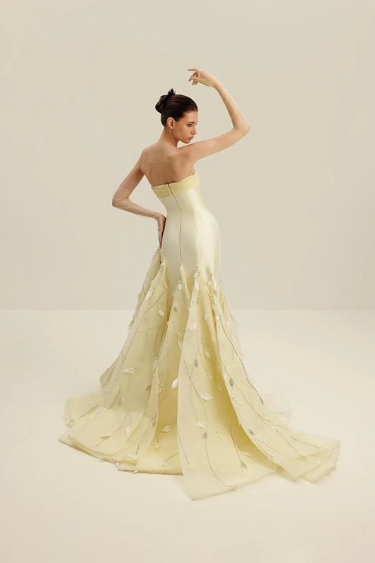 Chic Sleeveless Strapless Beads Appliques Mermaid Prom Dress
