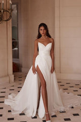 Strapless Long V-Neck Wedding Dress in Elegant White Chiffon with Split
