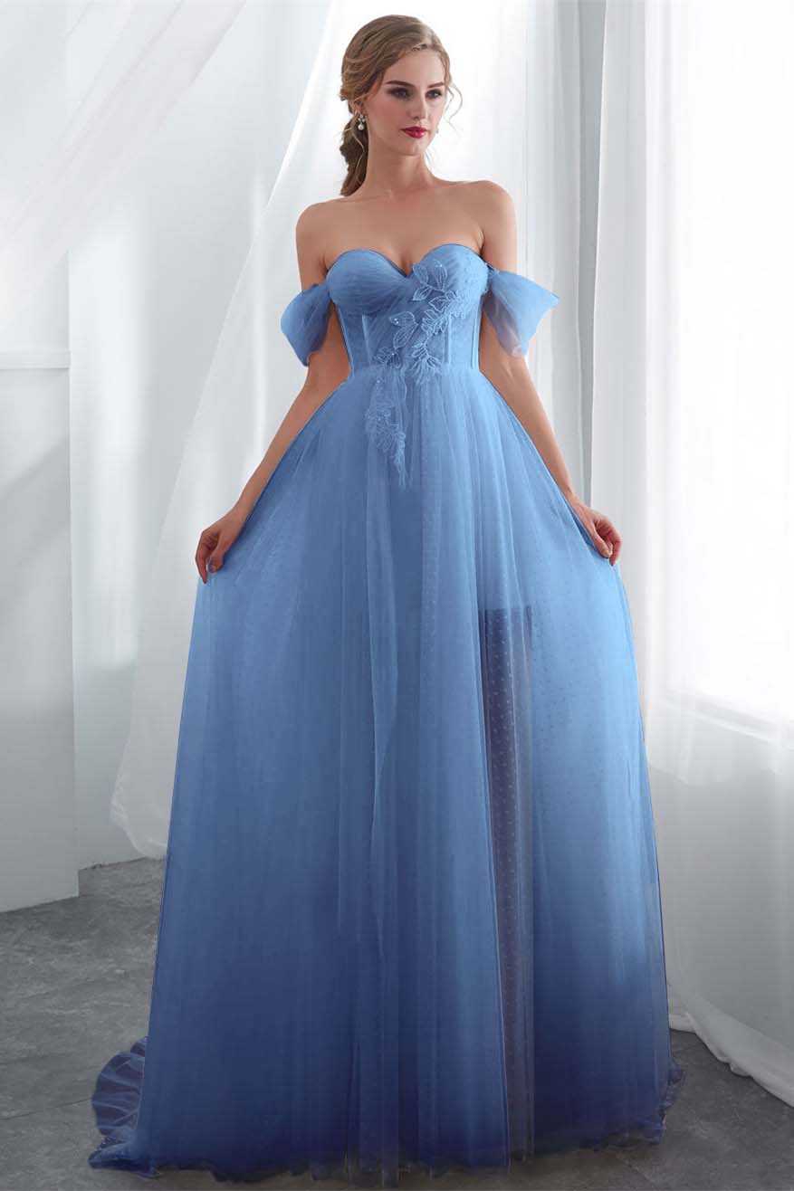Elegant Long Tulle Wedding Dress with Off-the-Shoulder Design