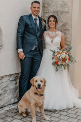 Sleeveless Bateau A-Line Wedding Dress in Tulle and Lace