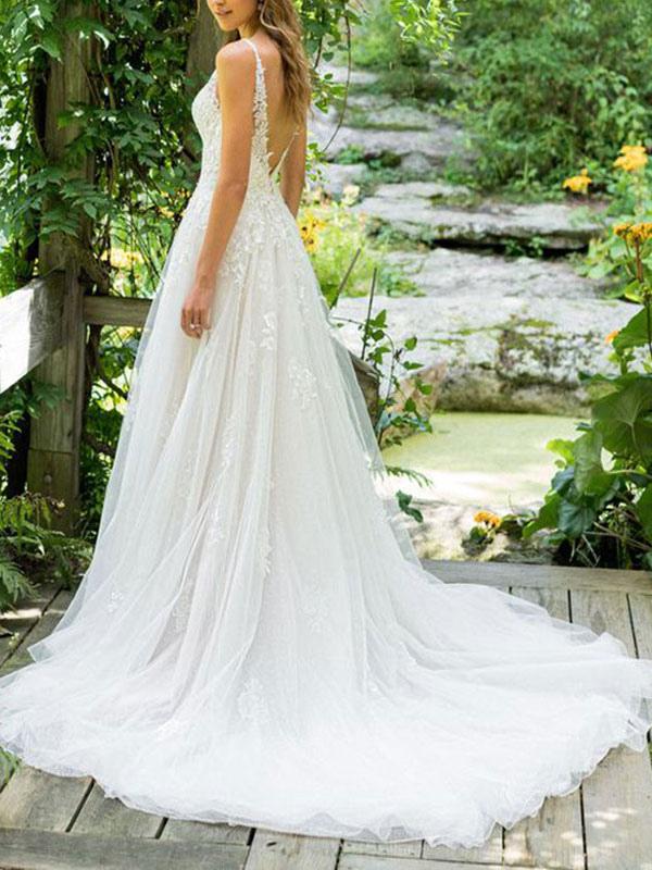 Beach Wedding Dress with Sleeveless Tulle Lace