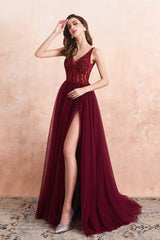 Gorgeous Burgundy V-Neck Sleeeveless Prom Dress Split With Beads Tulle Long