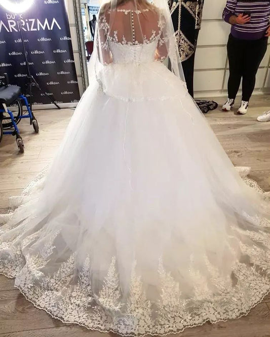 Elegant Long Sleeve A-line Sweetheart Tulle Wedding Gown