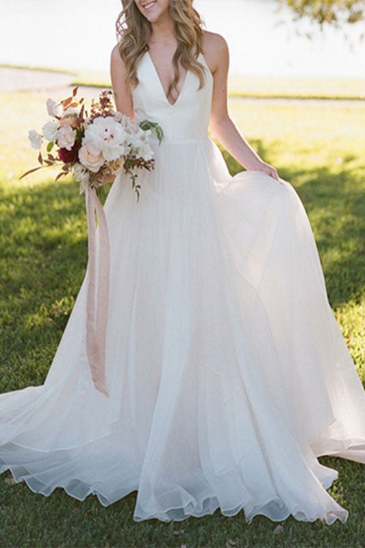 Sleeveless V-Neck Tulle Wedding Dress with Modern Design