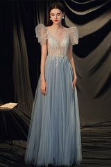 Gorgeous Bubble Sleeves V-Neck Prom Dresses Tulle Long With Beads