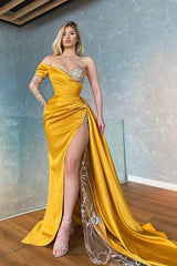 Off-the-Shoulder Yellow Gold Mermaid Prom Dress Split With Beads