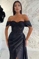 Glorious Dark Navy Off-the-Shoulder Long Prom Dress Slit Sweetheart With Beadings