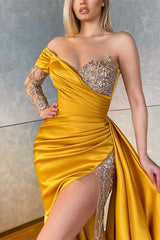 Off-the-Shoulder Yellow Gold Mermaid Prom Dress Split With Beads