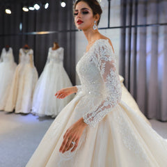 Sweetheart Backless Modest A-Line Wedding Gown with Long Sleeves and Lace Appliques Sequins