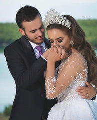 Elegant Long Sweetheart Ball Gown Wedding Dress with Beaded Sleeves