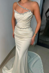 Classy White Sleeveless Mermaid Prom Dress Long With Beadings