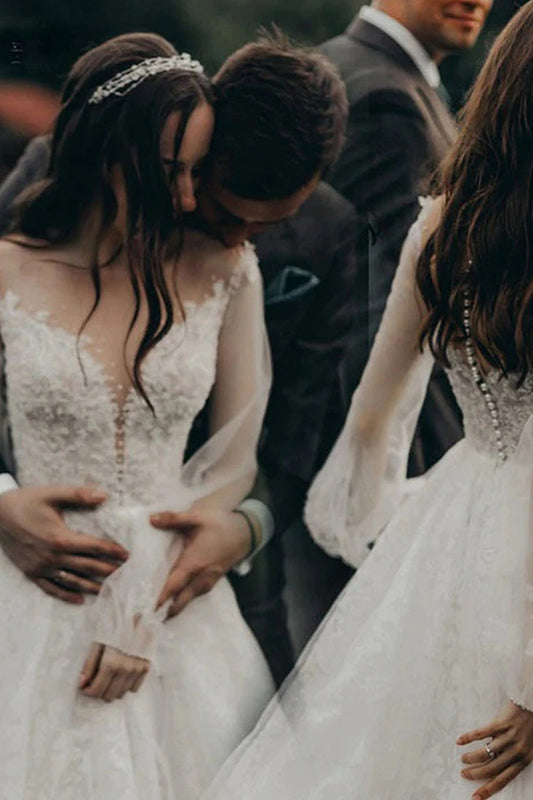 Elegant Long-Sleeve Lace A-Line Gown in Tulle