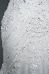 Elegant Mermaid Wedding Dress with Beaded Appliques and Scoop Jewel Neckline