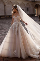 Sweetheart A-Line Wedding Dress with Backless Design and Tulle Floral Lace Train