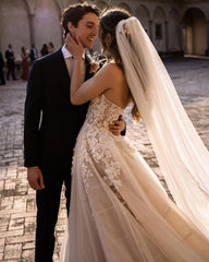 Sweetheart A-Line Wedding Dress with Backless Design and Tulle Floral Lace Train