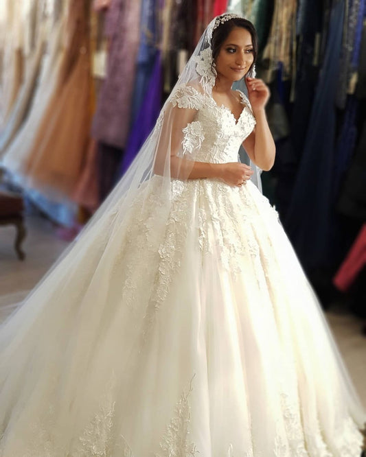 Long Off the Shoulder Vintage Princess Wedding Dresses With Lace