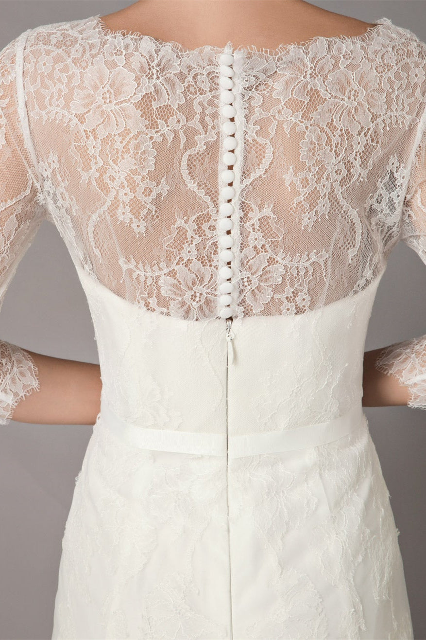 Beach Wedding Dress with Half-Sleeves in Lace