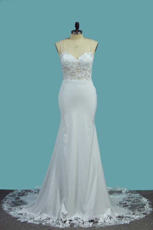 Sweetheart Mermaid Wedding Dress with Elegant Lace and Spaghetti Straps, Floor-length