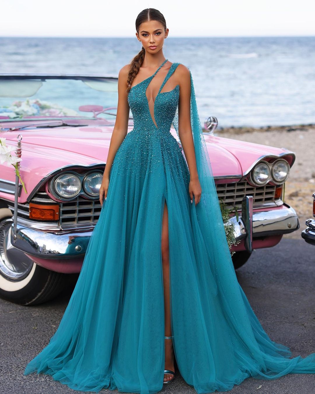 Luxury Blue Mermaid Wedding Dresses with Strapless Sleeveless Design and Elegant Side Split