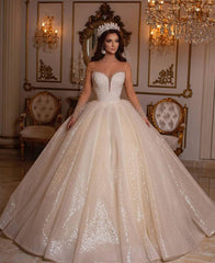 Elegant Sweetheart Long Sleeve Ball Gown Wedding Dress