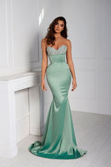Chic Light Green Sweetheart Sleeveless Mermaid Prom Dress With Beadings