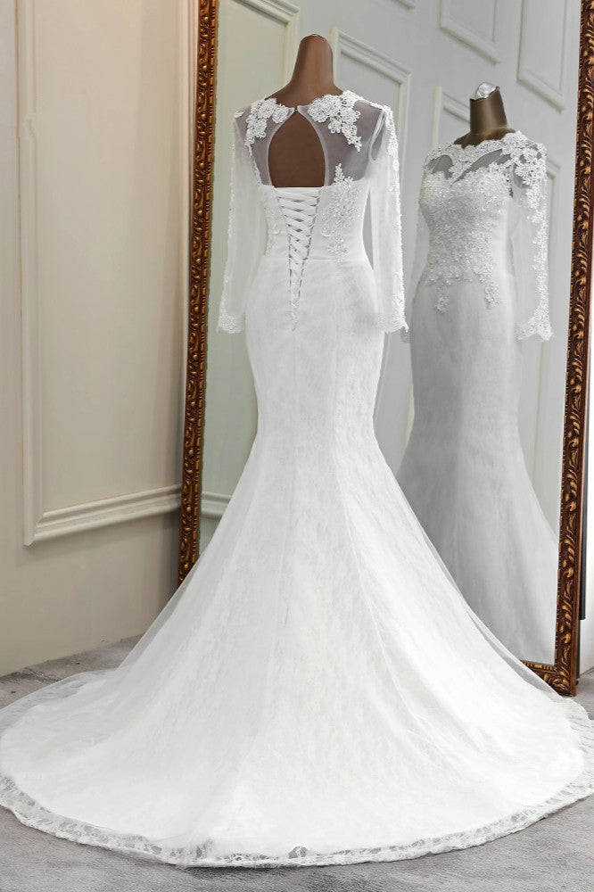 Elegant Mermaid Bridal Gown with Long Sleeves and Tulle Details