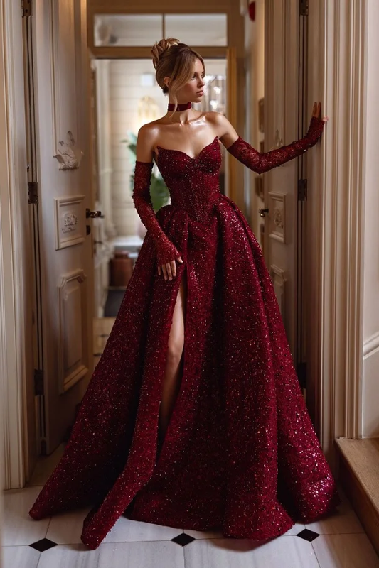 Burgundy Sleeveless Strapless V-Neck A-Line Beads Prom Dress With Gloves