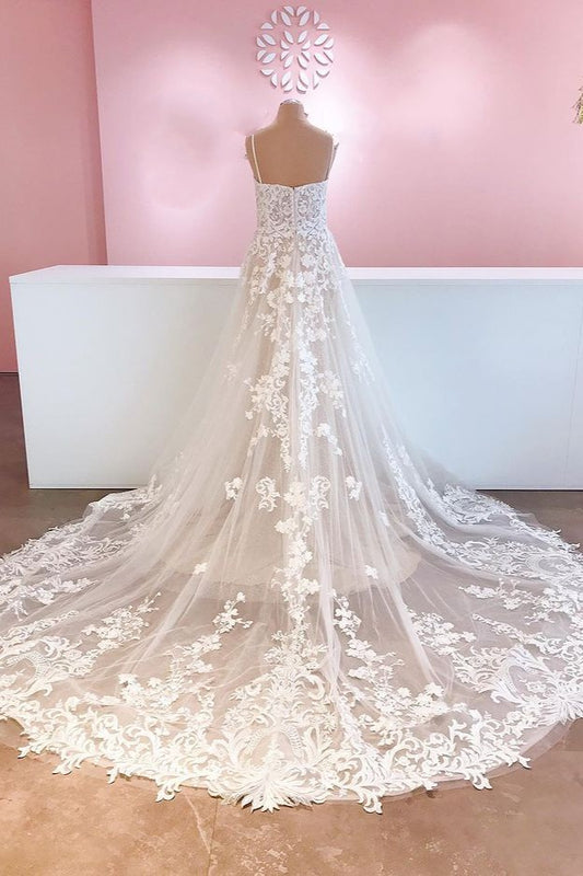 Backless A-Line Wedding Dress with Elegant Spaghetti Straps and Lace Appliques in Tulle