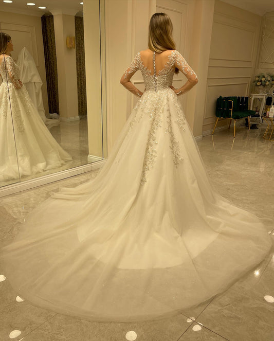 Elegant A-line Wedding Dress with Long Lace Appliques and Sleeves